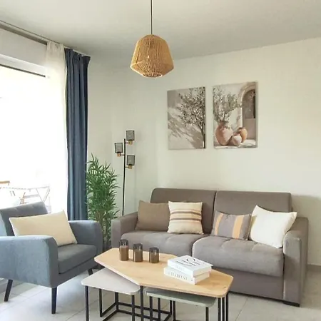 아파트 Seaside View 406 생로랑뒤바르